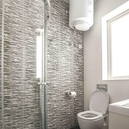 Marsamuscetto Apartment